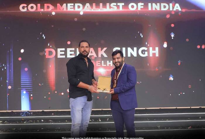 Yuvraj Singh Felicitates Winners Of National Poker Series India's Award Ceremony