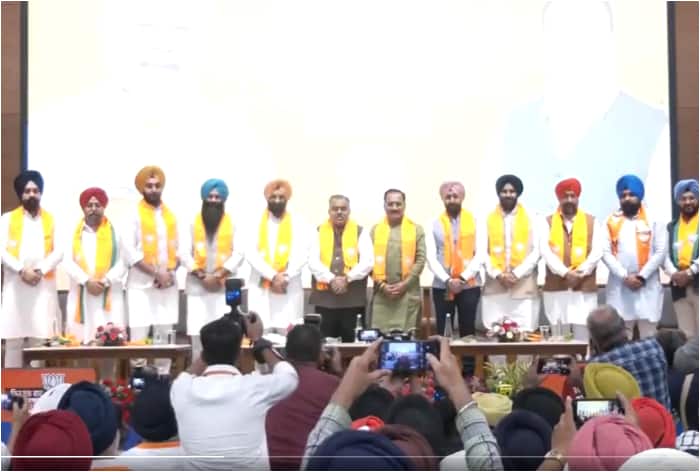sikh community people join bjp