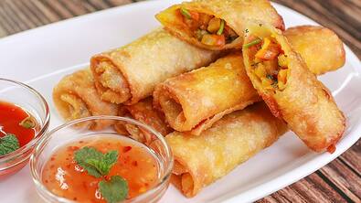 Easy Crispy Vegetable Spring Rolls Recipe