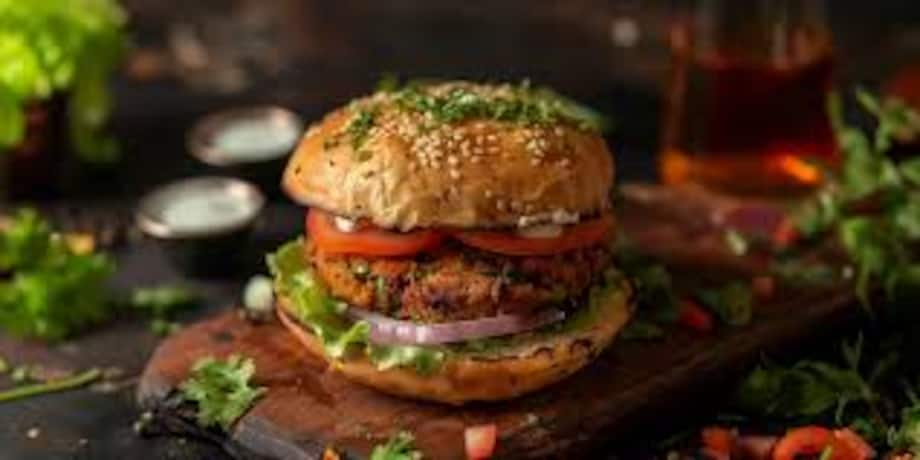 Easy McDonald Aloo Tikki Burger at Home