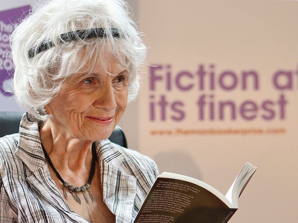 Who Is Alice Munro, Nobel Prize Winner In Literature In 2013 And Canadian Author Who Passed Away At 92