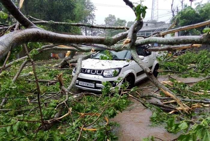 Student Among Others Killed In Heavy Rains; Red Alert Issued In 10 Districts