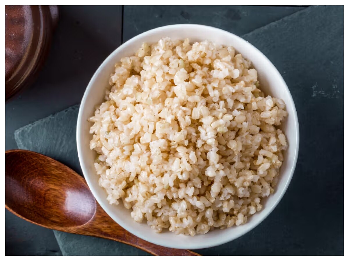 Brown Rice In Hindi दिनभर घेरे रहता है आलस, तो एनर्जी से भरपूर इन 5 फूड्स को अपनी डाइट में ...