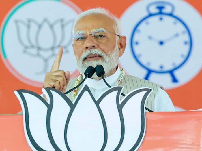 PM Modi Attacks TMC Govt On West Bengal Teachers' Recruitment Scam, Says 'Will Not Spare Those..'