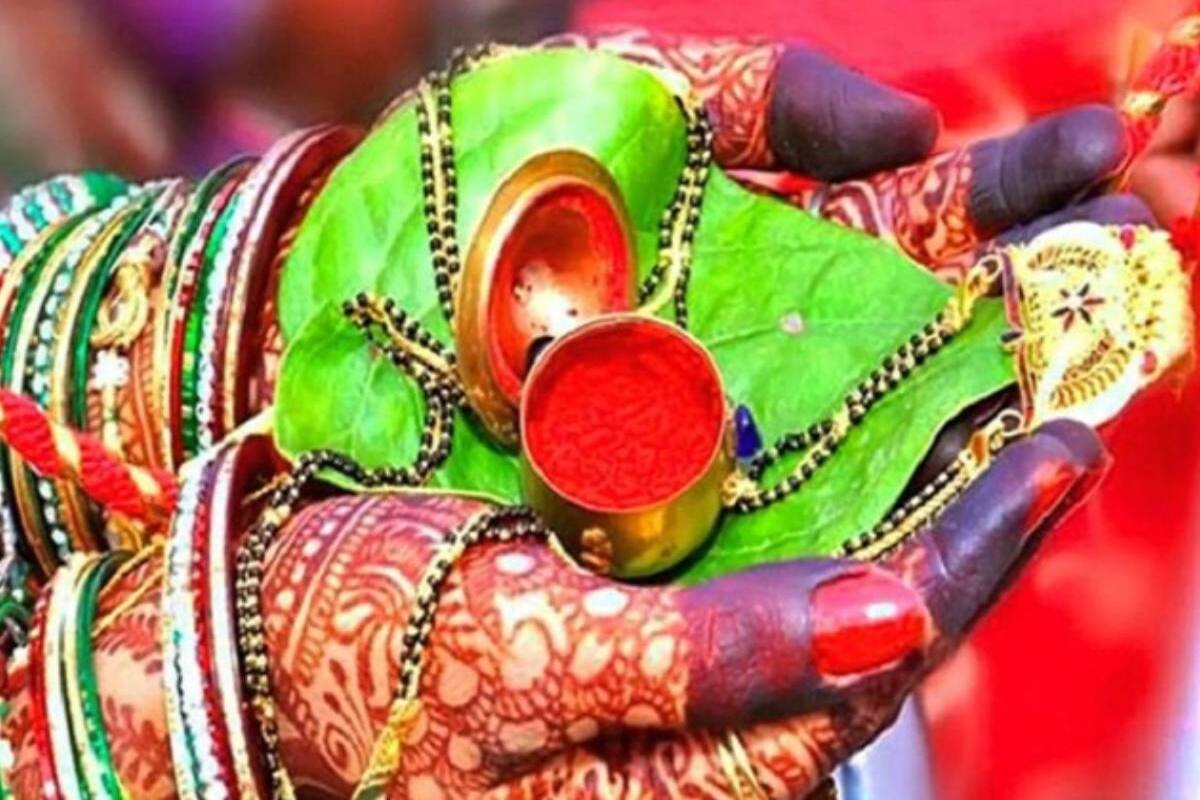 Hartalika Teej: हरियाली तीज से बिल्कुल अलग होती है हरतालिका तीज, जानिए  इनमें अंतर