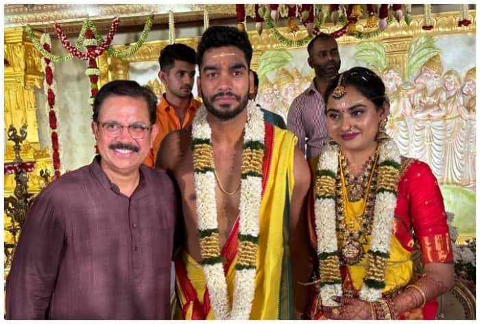 Venkatesh Iyer, Venkatesh Iyer wedding, Venkatesh Iyer weds Shruti Raghunathan, Venkatesh Iyer marriage, Venkatesh Iyer marriage photos, Venkatesh Iyer and Shruti Raghunathan, Venkatesh Iyer in IPL 2024, Venkatesh Iyer KKR cricketer,