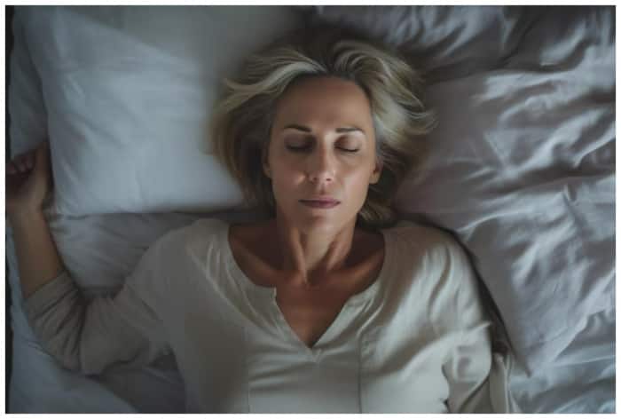 How Menopause May Cause Sleep Deprivation? 5 Tips to Have a Restful Night