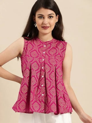 Top 4 Sleeveless Tops for Women's Style and Comfort