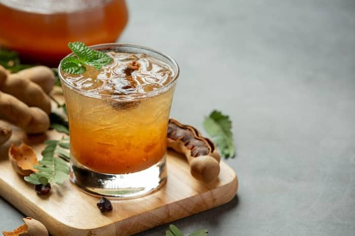 Tamarind Water For Weight Loss: 5 Reasons Imli Ka Pani is Perfect For Healthy Fat Loss