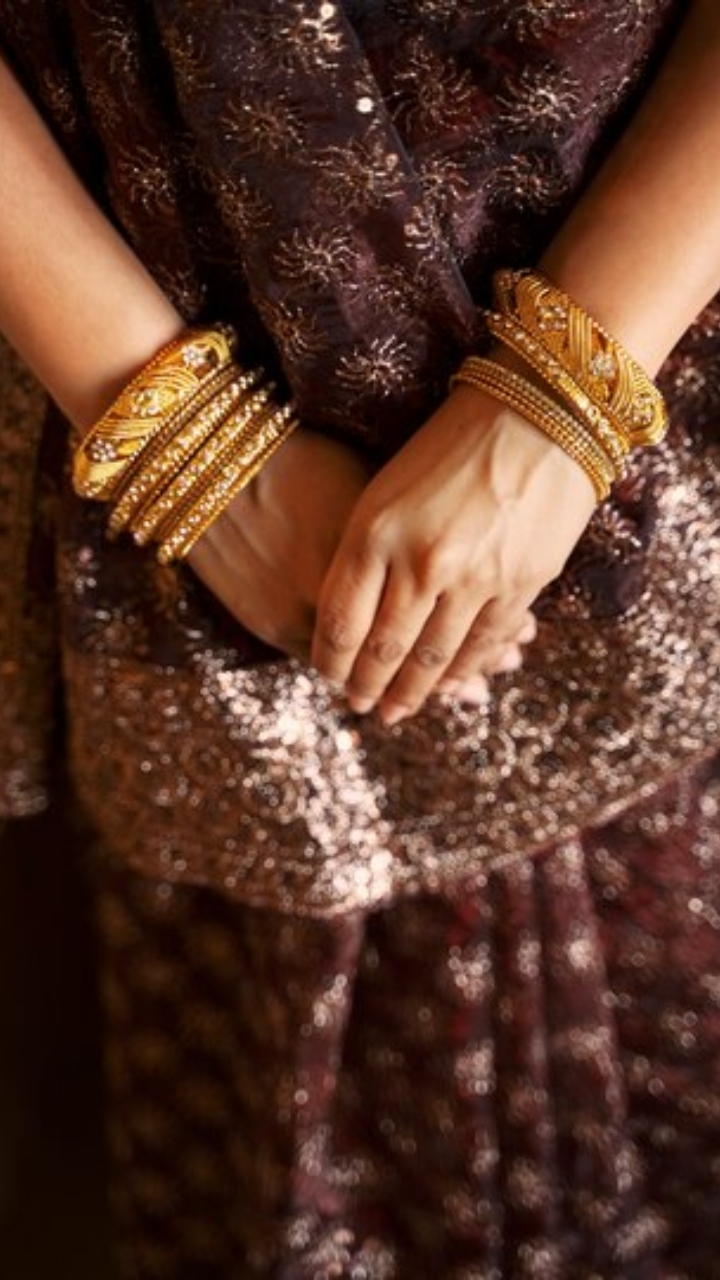 मृत व्यक्ति के गहने पहनना शुभ या अशुभ?