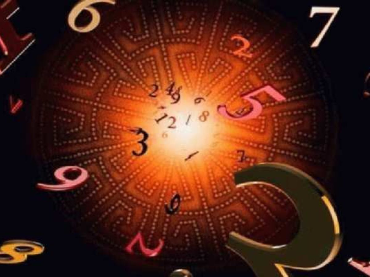 Ank Jyotish Mulank 8: कैसा होता है मूलांक 8 के जातकों का स्वभाव, साथ ही ...