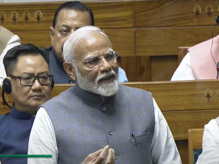 PM Modi Reaches Lok Sabha, To Respond To Motion of Thanks on President's Address Soon | LIVE UPDATES