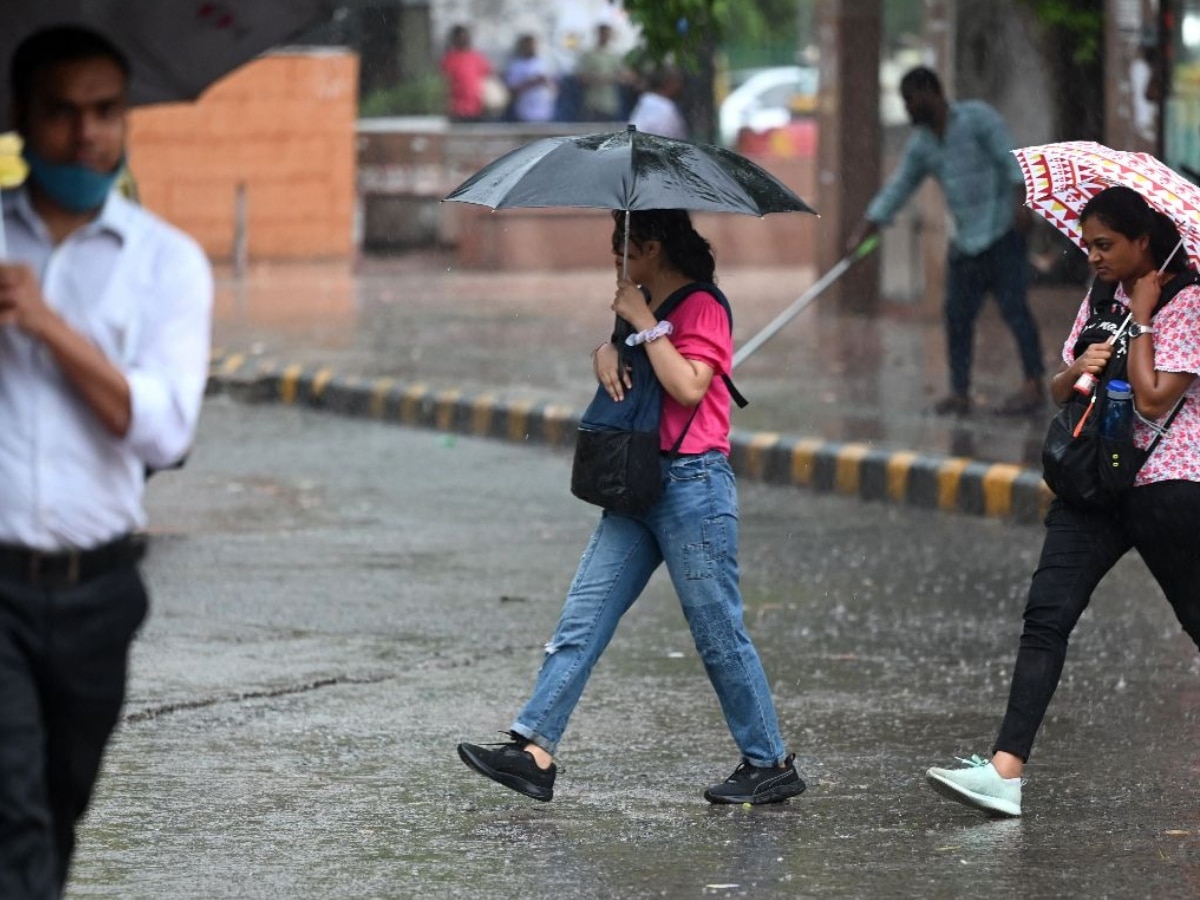 Schools, Colleges To Remain Closed Today in 6 Districts