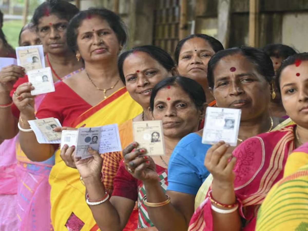 Polling Begins; PM Modi, Kangana Ranaut in fray