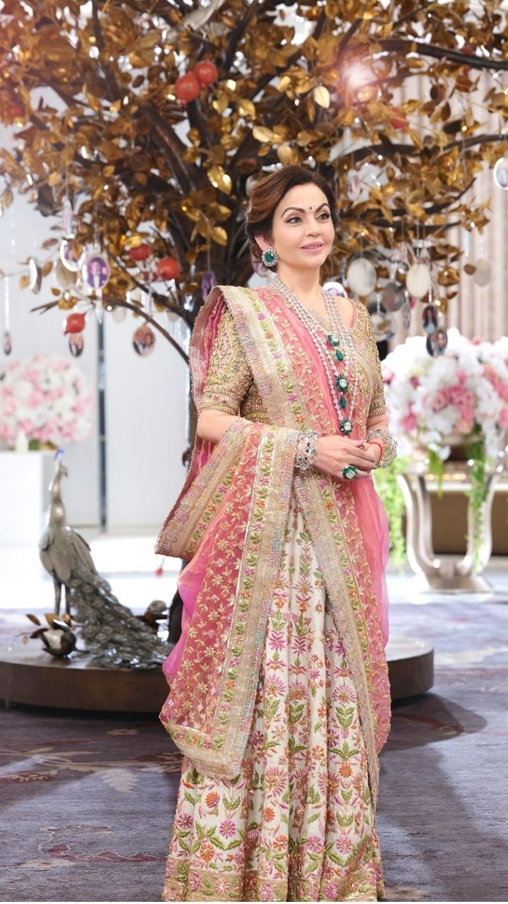 Nita Ambani Mesmerises in Vintage Zardosi Lehenga With Banarasi Tissue Dupatta PICS