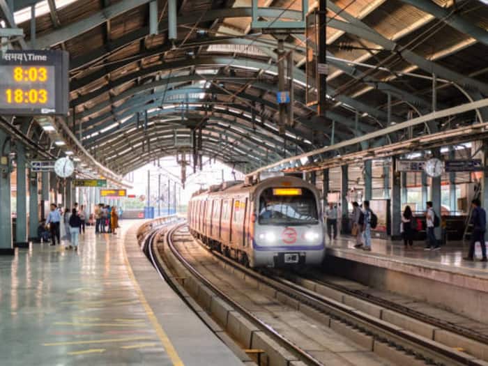 Now, Book QR-Based Delhi Metro Tickets In Advance On IRCTC App: Here's How