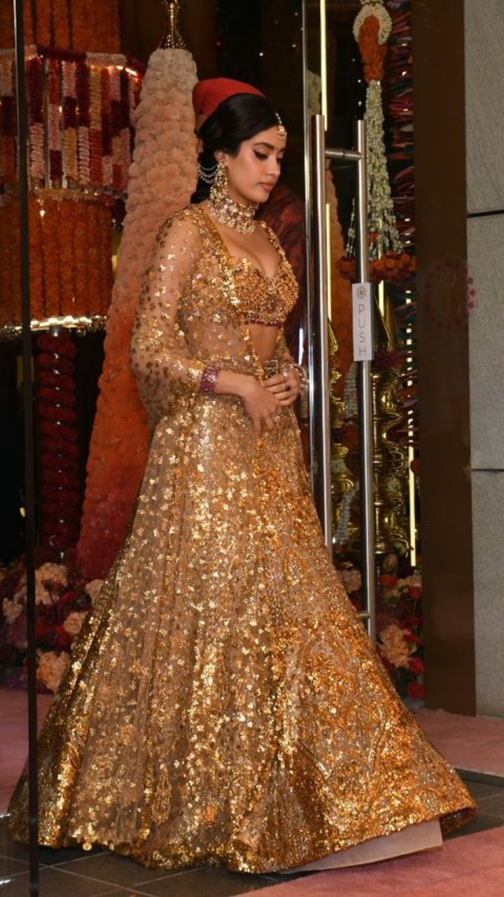 Janhvi Kapoor is '24K Magic' in Golden Lehenga and Special Jeweled Blouse  -In Pics