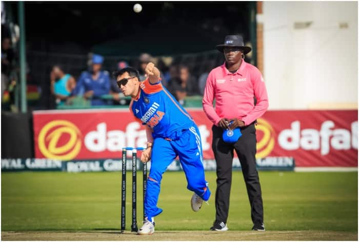 Abhishek Sharma, Abhishek Sharma vs Zimbabwe, Abhishek Sharma bowling, India vs Zimbabwe, IND vs ZIM, Shubman Gill, Riyan Parag,