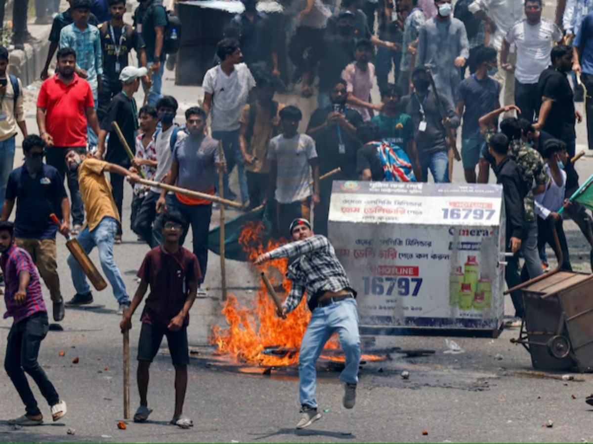 Bangladesh Enforces Shoot-on-Sight Orders During National Curfew