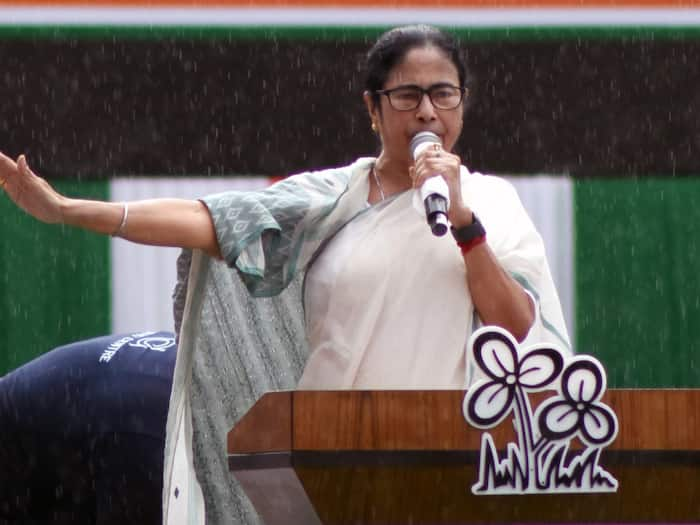 'Mamata's Remarks 'Totally Misplaced'; States Have No...': Centre On Bengal CM Offering Shelter To Bangladesh Refugees Amid Violence