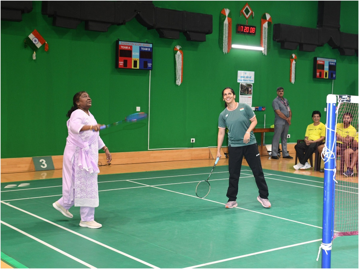 Game On: President Droupadi Murmu Plays Badminton With Ace Shuttler Saina Nehwal