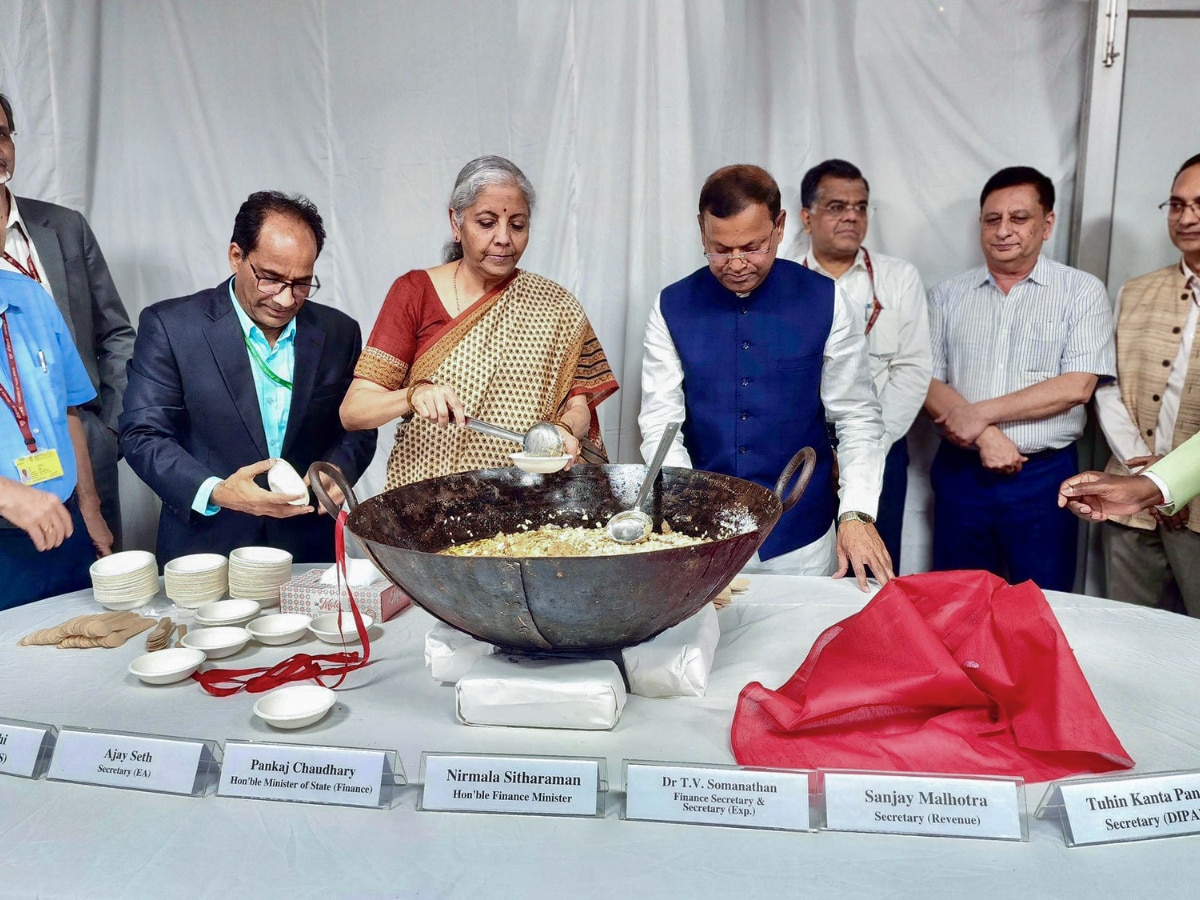 Nirmala Sitharaman Attends Halwa Ceremony Ritual Ahead of Budget 2024: WATCH