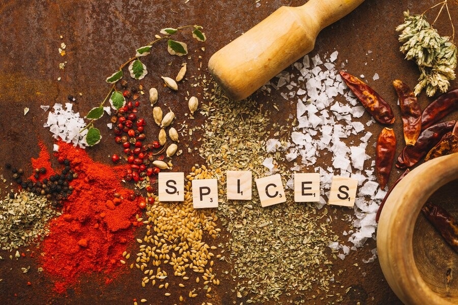 5 Indian Spices That Can Help You Reduce Those Extra Inches