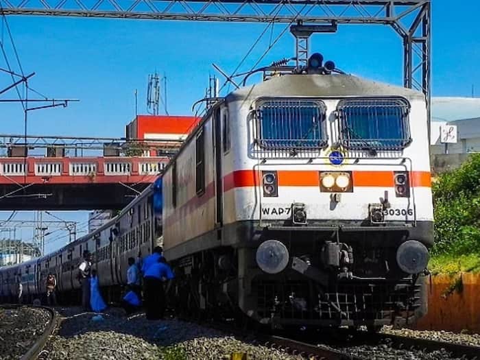 indian railways train