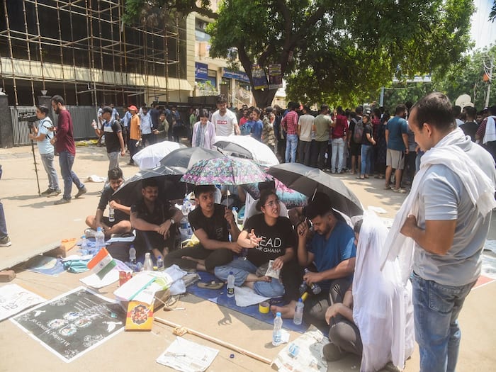 'Have No Clarity': Worries Mount For USPC Aspirants As Coaching Classes Remain Suspended Amid MCD Sealing Drive