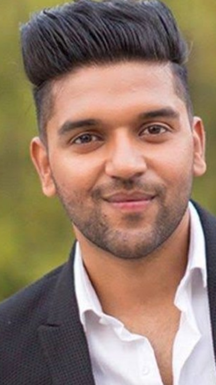 Singer Guru Impressive Education Qualifications of Singer Guru Randhawa