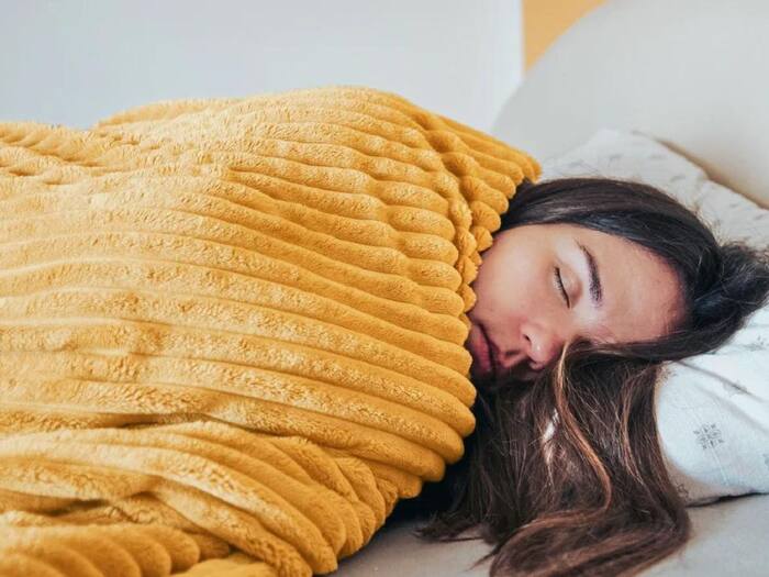 क्या होता है Irregular Sleep Wake Syndrome? जानें इसके लक्षण और कारण