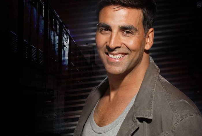 Akshay Kumar Donates Rs 1.21 Crore for Haji Ali Dargah Renovation Project, Netizens Call Him ‘True Sanatani’