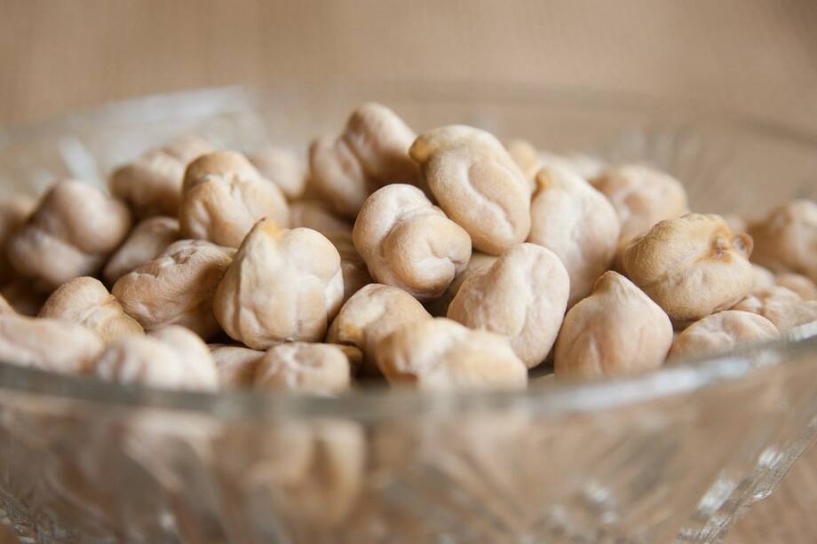 6 Reasons Why You Should Eat Chickpeas On An Empty Stomach
