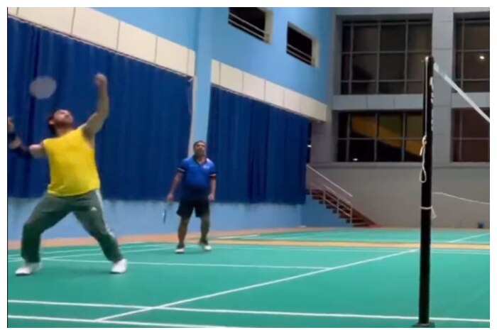 MS Dhoni Shows Fitness Skills With Perfect Badminton Smash, Sparks Rumours Of IPL 2025 Return – WATCH