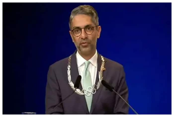 Abhinav Bindra, Abhinav Bindra on Mental Health, Manish Narwal,Manish Narwal silver,Manish Narwal news,Manish Narwal live,Manish Narwal score,Manish Narwal medal,Manish Narwal at paris paralympics 2024,paris paralympics 2024,avani lekhara,mona agarwal,preethi pal,manish narwal shooting,men's 10m air pistol at paralympics,Men's 10m Air Pistol,Shooting