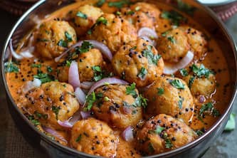 Experience The Perfect Blend Of Kadhi And Pakoras Recipe Revealed