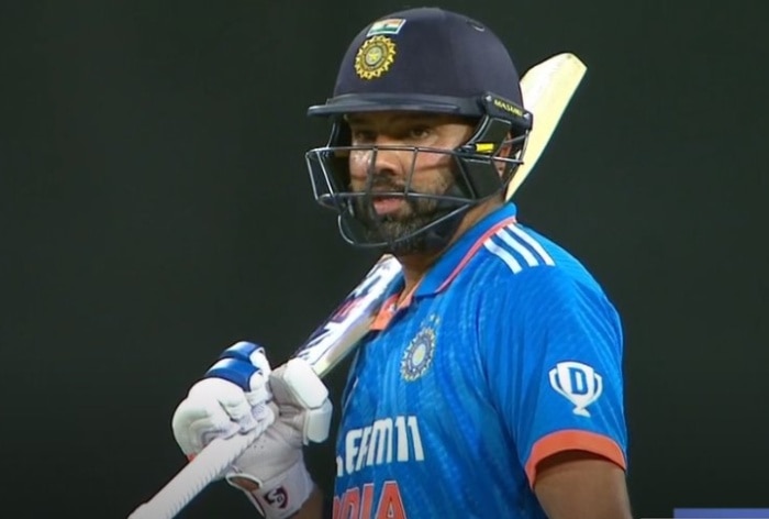 Rohit Sharma Threatens To Beat Washington Sundar Hilariously During SL Vs IND 2nd ODI – WATCH