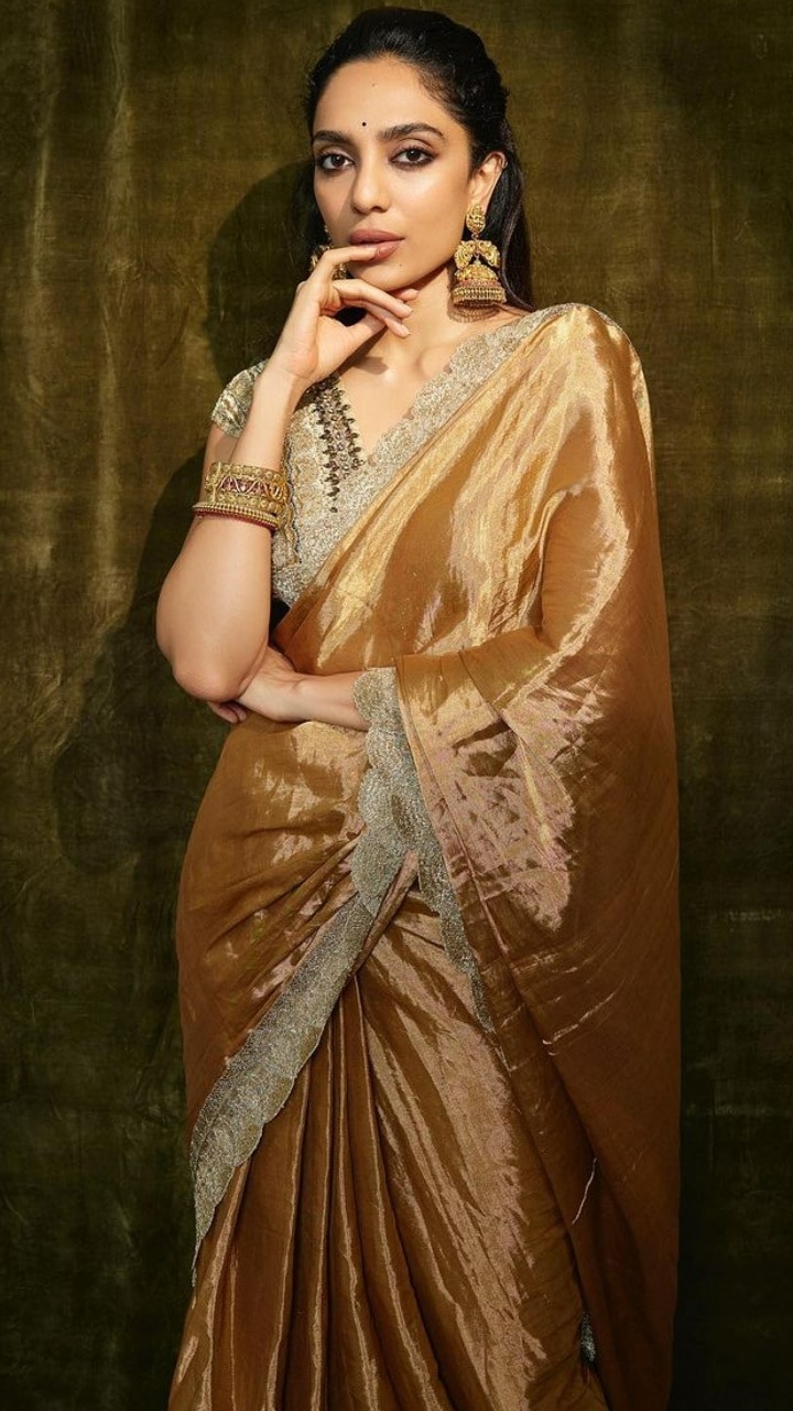 green emerald velvet dress Buy Sobhita Soft Silk Half Saree - Elegant Pastel Pink Lehenga