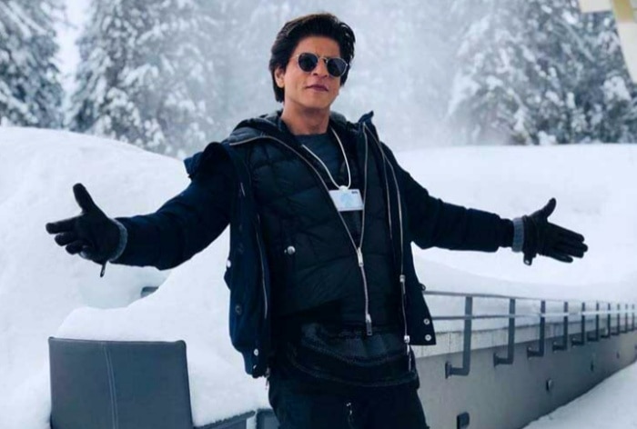 Shah Rukh Khan Opens Up About His Iconic Arm Pose: ‘I Am Fooling You All’