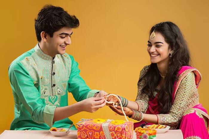 Raksha Bandhan 2024: 15 Heartfelt Wishes, Messages And Greetings to Celebrate Sibling Love