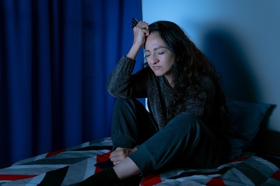 Nighttime Anxiety: 5 Proven Tips to Calm Your Mind And Sleep Peacefully