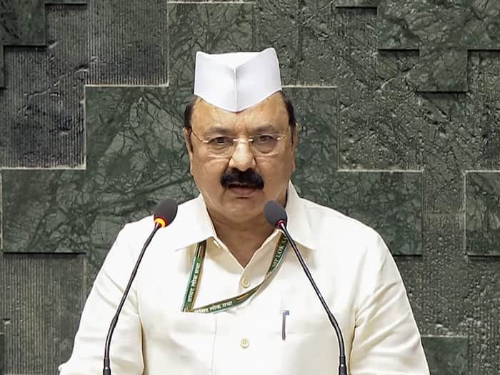 Congress  9