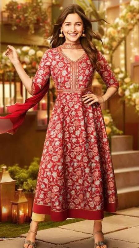 Yellow Saree Alia Bhatt Wearing Gown Alia Bhatt New Dress Design Alia Bhatt-approved  Modest Suits
