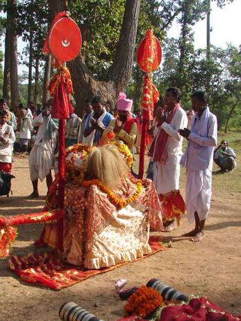 यहां कठघरे में खड़े होते हैं भगवान, मिलती है ‘मौत की सजा’
