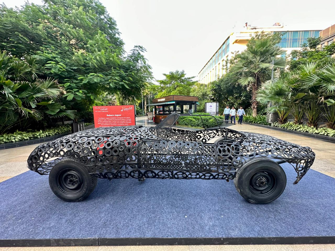 Cartist Brings Sustainable Auto-Art to New Delhi with