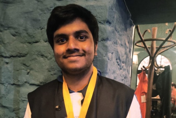 Meet Indian genuis, who cleared JEE Advanced with AIR 99, but decided not to take admission at IIT due to…