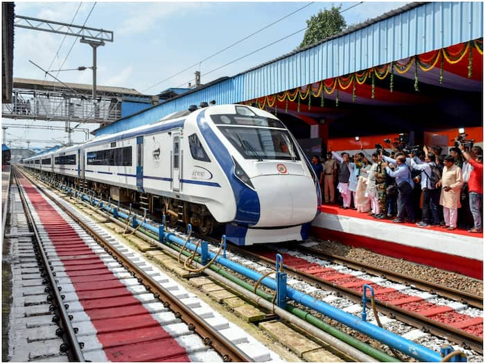 Pune-Hubli Vande Bharat Express