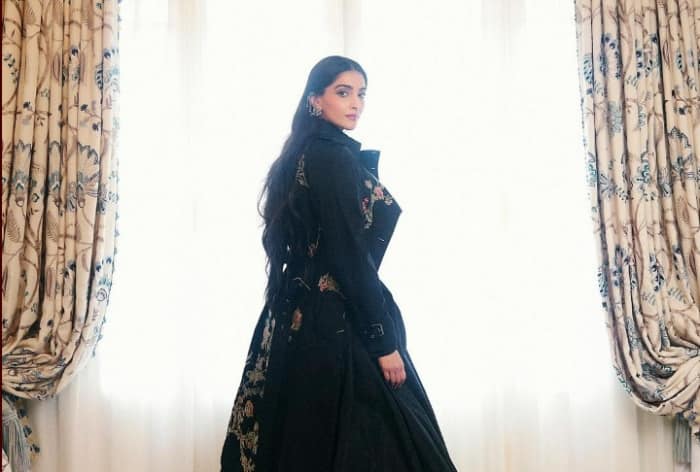 Sonam Kapoor in Dior couture at Paris Fashion Week 2024 (Rhea Kapoor/Instagram)