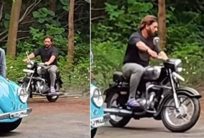 MS Dhoni Riding Bike Video, MS Dhoni Riding Royal Enfield In Ranchi, MS Dhoni Riding Royal Enfield at Ranchi Farm, MS Dhoni Enjoying Bike Ride In Ranchi, MS Dhoni Enjoying Bike Ride In Rachi Farm, MS Dhoni Riding Bike In Ranchi Video, MS Dhoni Riding Royal Enfield In Ranchi Farm Video, MS Dhoni, MS Dhoni News, MS Dhoni Latest News, MS Dhoni News Updates, MS Dhoni Latest News Updates, MS Dhoni Current News, MS Dhoni Current News Updates, Cricket, Cricket News, Latest Cricket News, Cricket Updates, Latest Cricket Updates