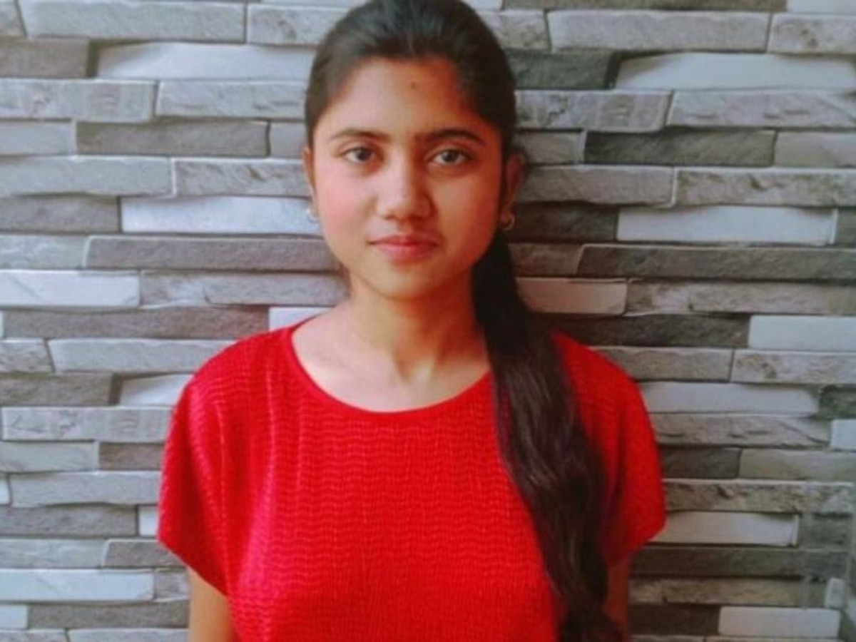 Meet girl who sold mother’s jewellery to afford books, cleared NEET without coaching through ….